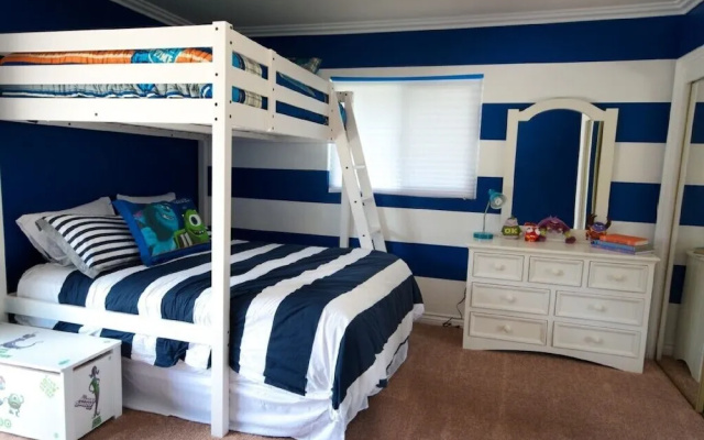 photo 4 of The Wonderland House 5 Bedrooms 3 Bathrooms Home