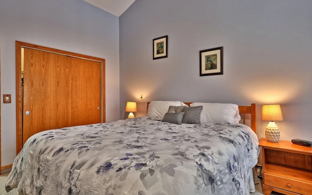 photo 2 of The Woods D2 Light And Airy Killington Condo Amazing Location