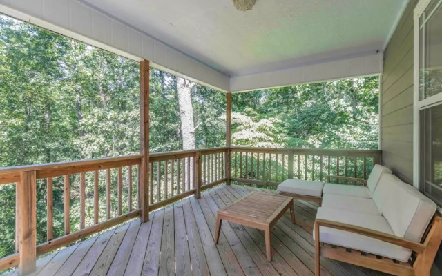 photo 2 of The Woodstock House Hot Tub Back 40 Trails