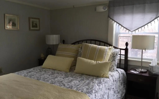 photo 4 of The Yankee Clipper Inn