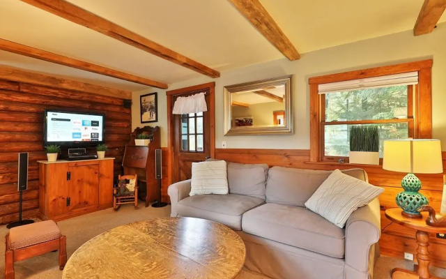 photo 3 of The Zack Family Cabin, 3BR/2BA perfect family getaway!