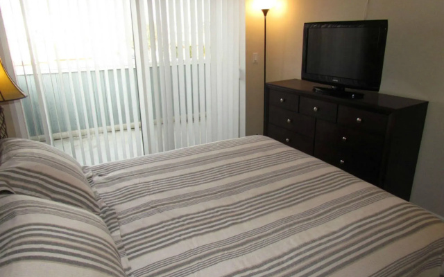 photo 5 of 3 Bedroom Duplex with Ocean View