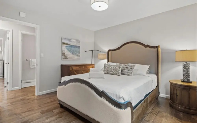 photo 3 of Marbella Lane 3BR Penthouse Executive Suite SFO