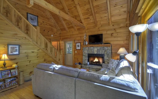 photo 5 of Thunder Falls- Cabin Perched Over 10ft Waterfalls!