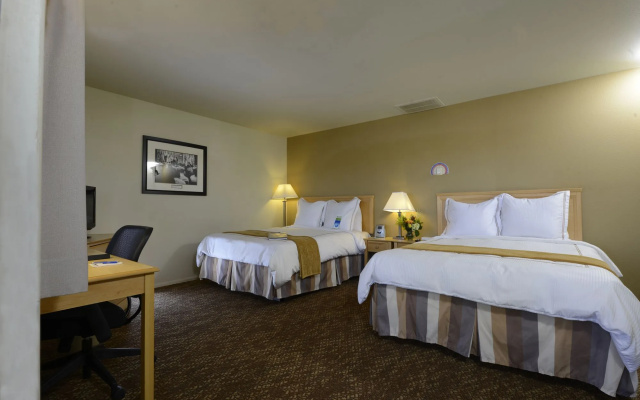 photo 2 of Arizona Christian University Hotel & Conference Center