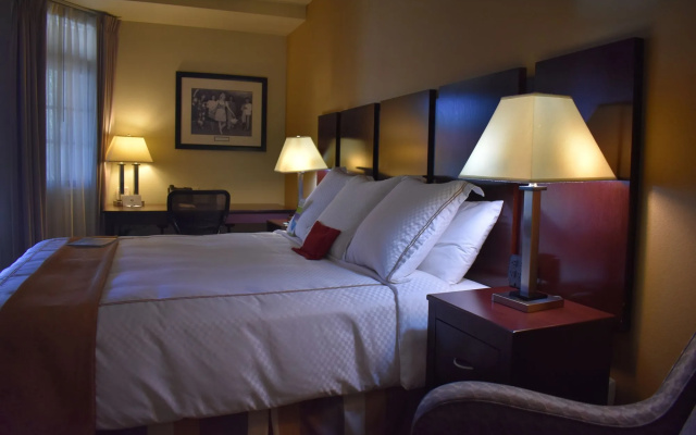 photo 3 of Arizona Christian University Hotel & Conference Center