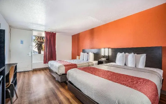 photo 3 of Thunderbird Inn Florence