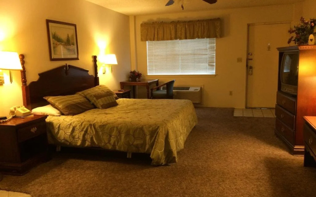 photo 2 of Thurman's Lodge