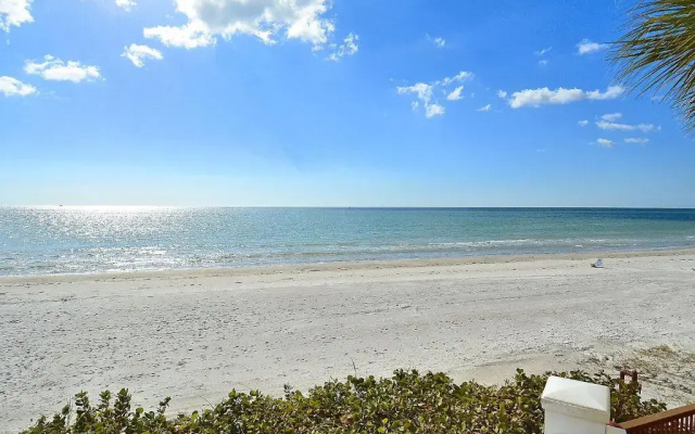 photo 4 of Tides 642 Luxurious pools/Hot tubs/Grills-It's Paradise!