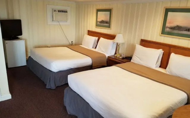photo 3 of The Tides Motel
