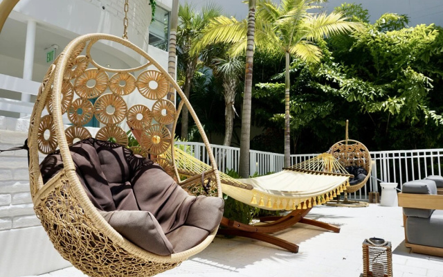 photo 5 of Tiffany House Condominium