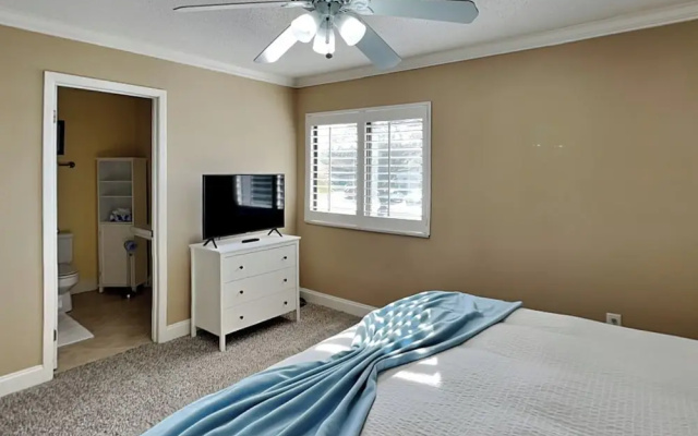 photo 2 of Tifton Cove 12