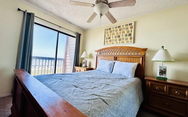 photo 2 of Tilghman Beach And Racquet Club 222 3 Bedroom Condo by RedAwning