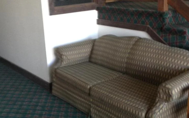 photo 5 of Timber Motel