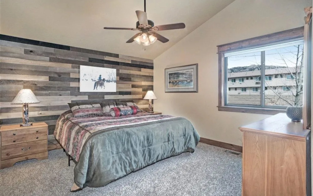 photo 4 of Timber Mountain Retreat - 3 Br Townhouse
