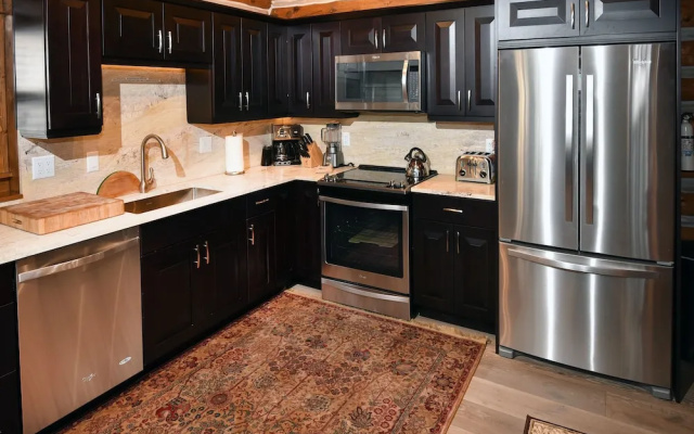 photo 4 of Timbercreek #10b 3 Bedroom Home by RedAwning