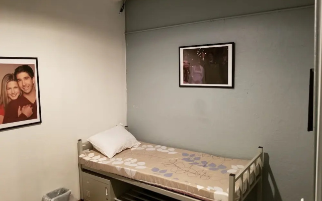photo 5 of Time Zone Hostel Hollywood