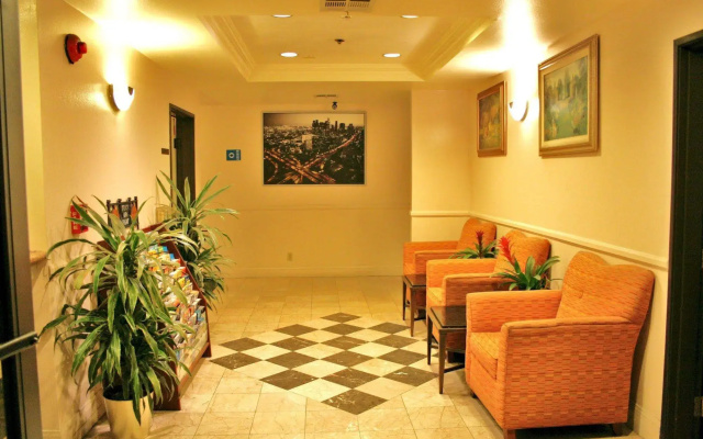 photo 2 of Titta Inn