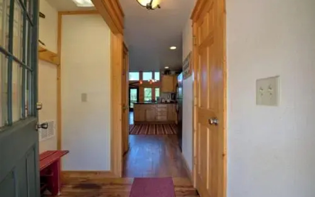 photo 2 of Toboggan Run - 4 Br Cabin