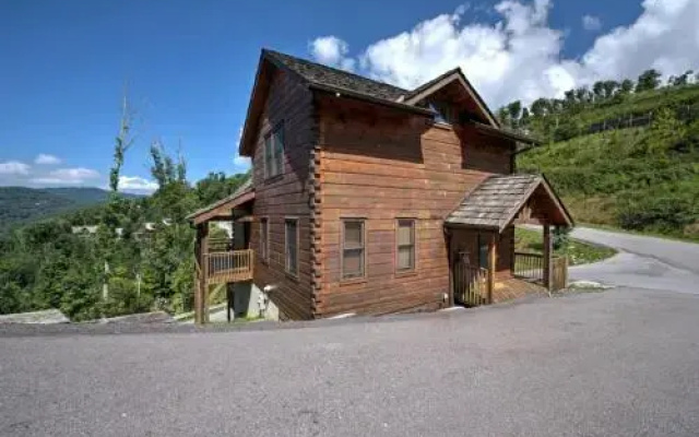 photo 5 of Toboggan Run - 4 Br Cabin