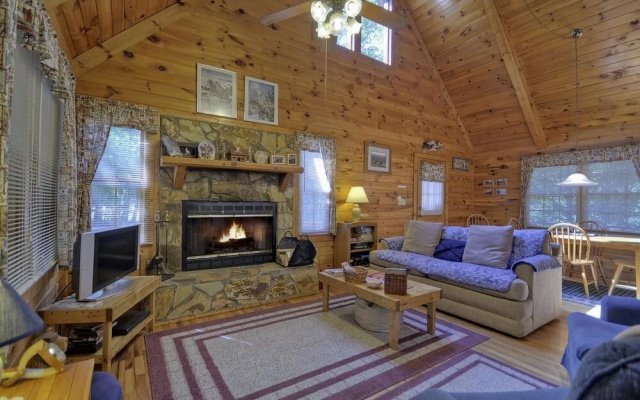 photo 3 of Toby's Place