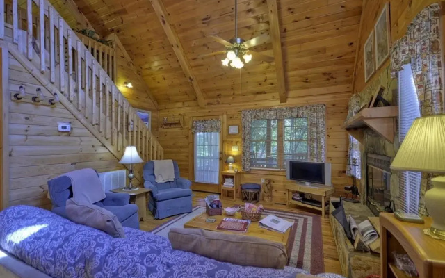 photo 4 of Toby's Place