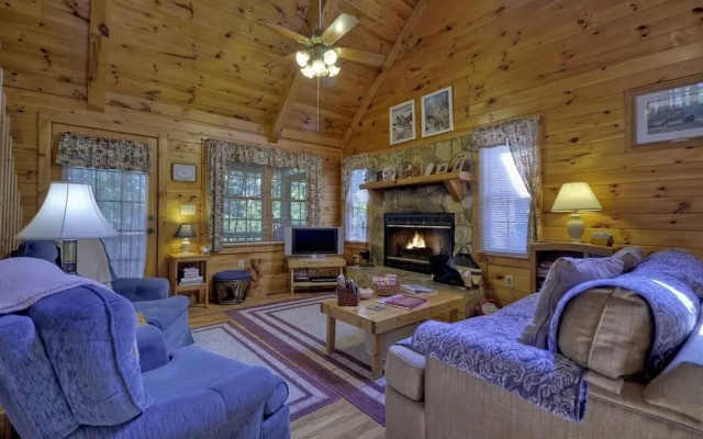 photo 5 of Toby's Place