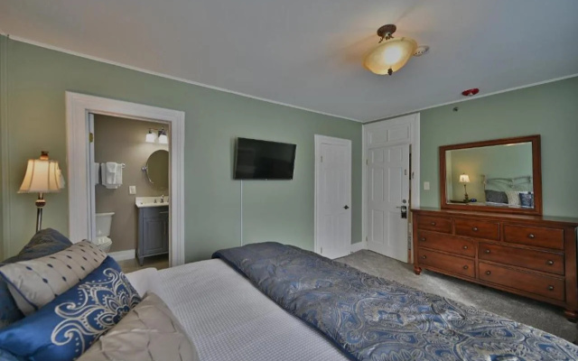 photo 4 of Tom Quick Inn