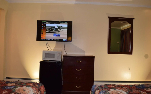 photo 3 of Top Hill Motel