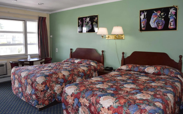 photo 4 of Top Hill Motel