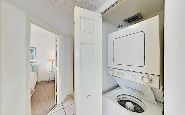 photo 2 of Top-floor Beach Colony W/ Amazing Ocean Views 3 Bedroom Condo