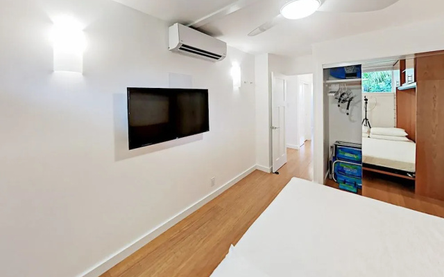photo 2 of Top-Floor Unit Unit #302 - 2 Br Condo