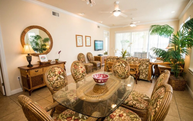 photo 2 of Tortuga Inn Beach Resort