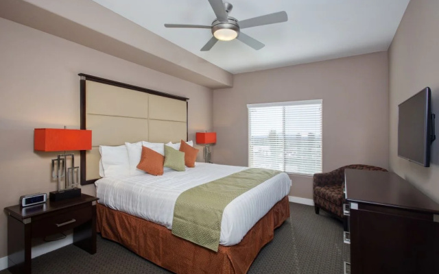 photo 3 of Toscana of Desert Ridge