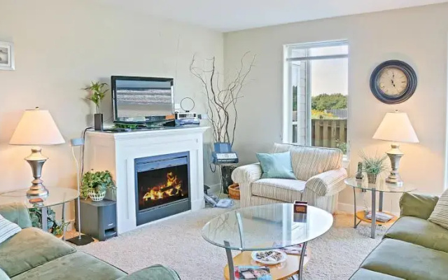 photo 2 of Totally Wired Condo