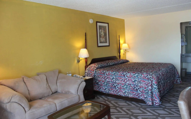 photo 5 of Tourway Inn