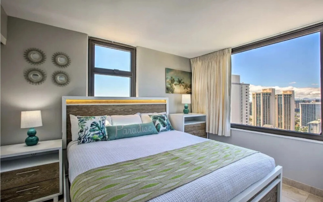photo 2 of Beach Oasis with Ocean & City Views with FREE Parking!