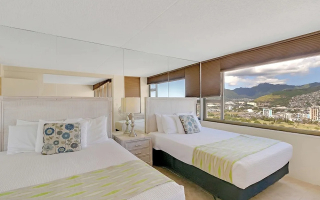 photo 3 of Tower 2 Suite 3709 - QQP