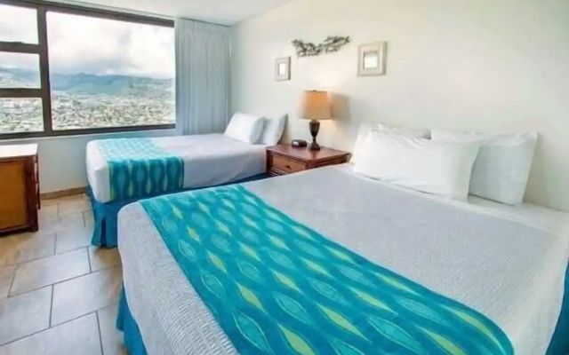 photo 5 of Deluxe Panoramic Mountain View Condo - 37th Floor, Free parking & Wifi