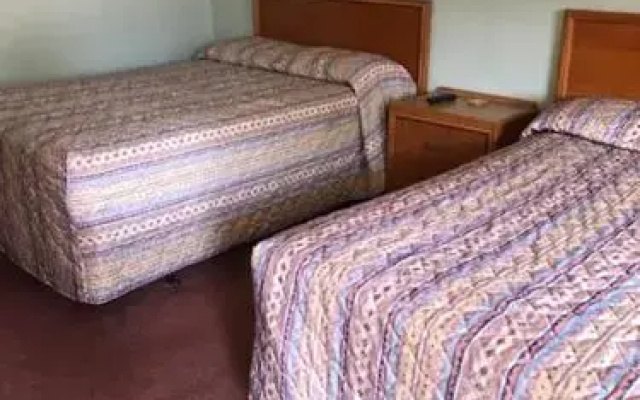 photo 5 of Town House Motel