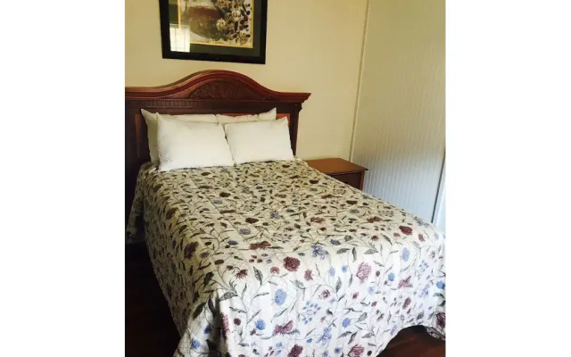 photo 5 of Town Line Inn