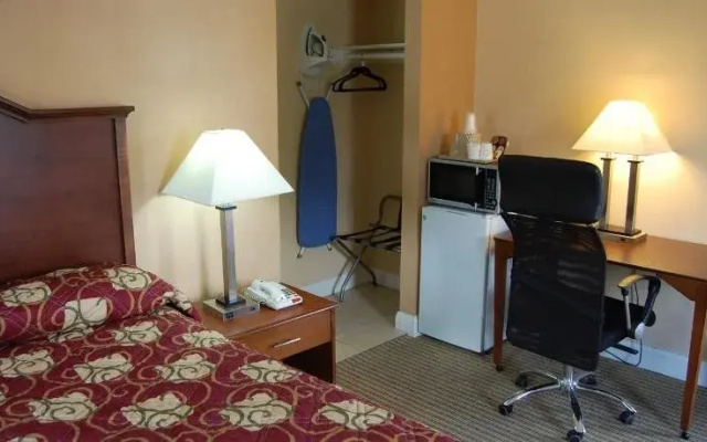 photo 4 of Towne Motel Alexandria