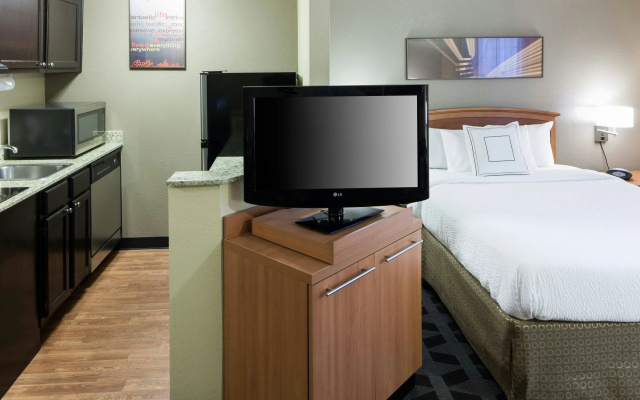 photo 2 of TownePlace Suites by Marriott Dallas Arlington North