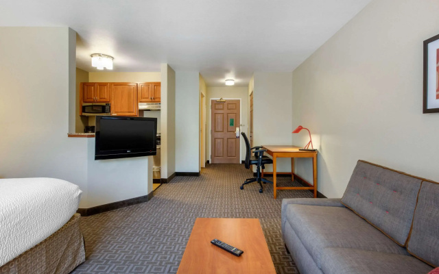 photo 4 of Suburban Studios Birmingham Homewood I-65