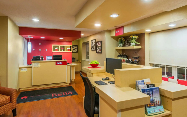 photo 2 of Pine Bush Suites Albany University