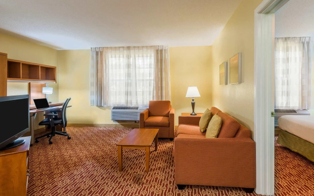 photo 3 of Pine Bush Suites Albany University