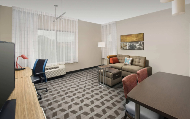 photo 3 of TownePlace Suites by Marriott Alexandria Fort Belvoir
