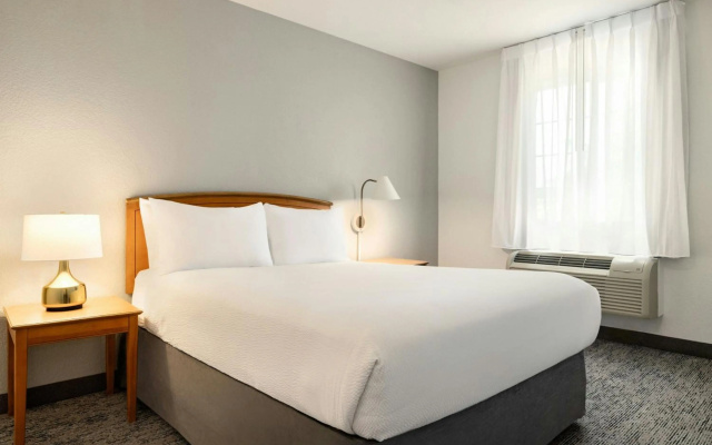 photo 5 of TownePlace Suites By Marriott Anaheim Maingate Near Angel Stadium