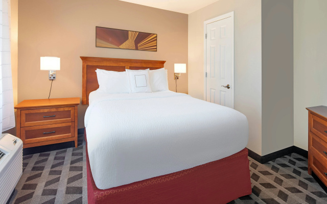 photo 3 of TownePlace Suites by Marriott Bentonville Rogers