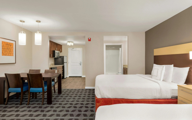 photo 2 of TownePlace Suites Chattanooga near Hamilton Place